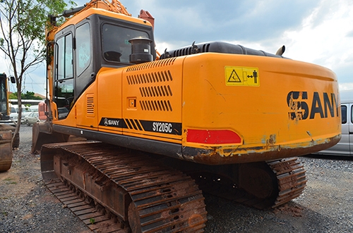 รถขุด SANY สภาพเยี่ยม ราคาคุ้มค่า