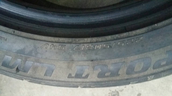 ยาง DUNLOP LM 703  225/50/17 ปี11  3 เส้น