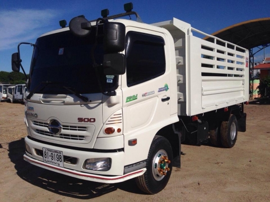 6 ล้อ HINO 175 แรง ปี 55 รถวิ่ง 70,000 กว่าโล 6 ล้อ HINO 175 แรง ปี 55 รถวิ่ง 70,000 กว่าโล