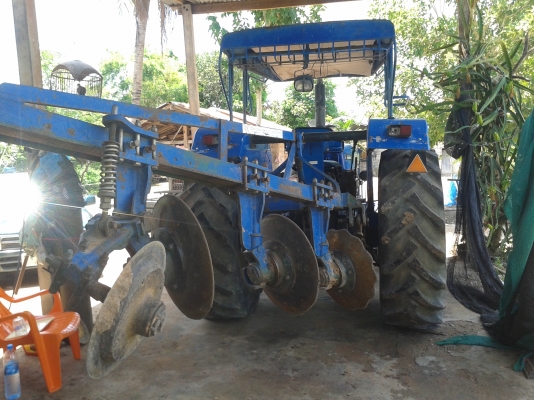 ขาย 6610เสื้อลาย สองเพลา คานหน้าคาราโร่ ดุมเรียบ พร้อมดันหน้าหางไถ เล่มทะเบียน