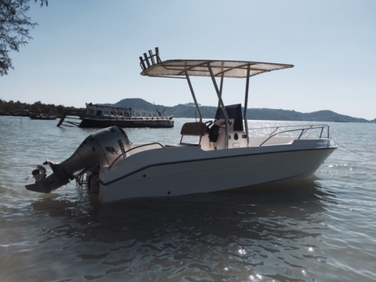 ขายเรือไฟเบอร์กลาสSR-18 หล่อใหม่ ไม่รวมเครื่องยนต์