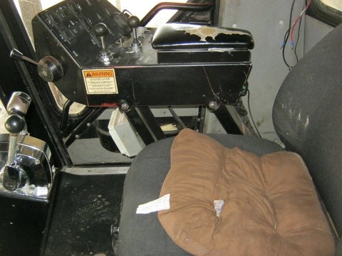 ขายรถตัดอ้อยมือสอง ออสทอฟ ปี2001 นำเข้าจากอเมริกา รัฐหลุยซ์เซียน่า ขายรถตัดอ้อยมือสอง ออสทอฟ ปี2001 นำเข้าจากอเมริกา รัฐหลุยซ์เซียน่า