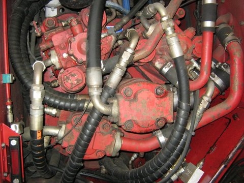 ขายรถตัดอ้อยมือสอง ออสทอฟ ปี2001 นำเข้าจากอเมริกา รัฐหลุยซ์เซียน่า ขายรถตัดอ้อยมือสอง ออสทอฟ ปี2001 นำเข้าจากอเมริกา รัฐหลุยซ์เซียน่า