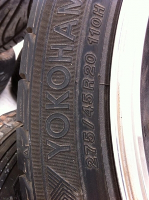 แม็กสวยๆครับ20*9.0ยางโยโกครับ