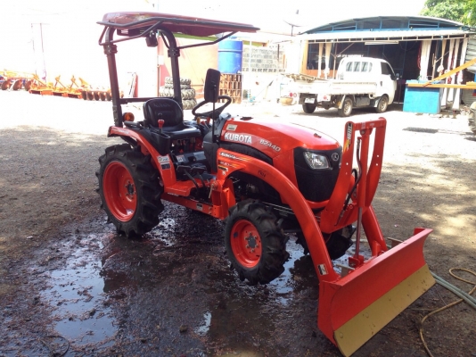 ขายB2440 สภาพเหมือนใหม่ใช่งานมา28ชั่วโมง