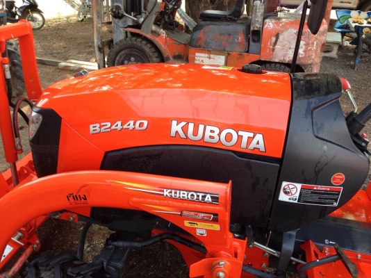 ขายB2440 สภาพเหมือนใหม่ใช่งานมา28ชั่วโมง ขายB2440 สภาพเหมือนใหม่ใช่งานมา28ชั่วโมง