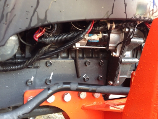 ขายB2440 สภาพเหมือนใหม่ใช่งานมา28ชั่วโมง ขายB2440 สภาพเหมือนใหม่ใช่งานมา28ชั่วโมง