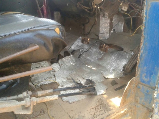 ขาย6ล้อดัมพ์ หัวยาวเครื่อง170 พ.เพาเวอร์ เฟืองท้ายใหญ่ฟูโซ่ แอร์เย็น สภาพพร้อมลงลุยงาน ขาย6ล้อดัมพ์ หัวยาวเครื่อง170 พ.เพาเวอร์ เฟืองท้ายใหญ่ฟูโซ่ แอร์เย็น สภาพพร้อมลงลุยงาน