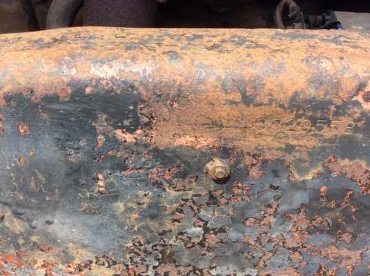 ISUZU 6ล้อ JCM ยาง900 (เครื่อง160แรง) เครื่องดี เกียร์ดี ขับดี ครัทซีสวยใหญ่ตลอด ยาว 5.2 ม. (รถขับได้ใช้งานอยู่) ขาย 240,000 บาท (ศุภากร 081-4252943)