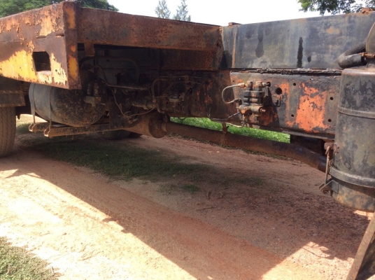 ISUZU 6ล้อ JCM ยาง900 (เครื่อง160แรง) เครื่องดี เกียร์ดี ขับดี ครัทซีสวยใหญ่ตลอด ยาว 5.2 ม. (รถขับได้ใช้งานอยู่) ขาย 240,000 บาท (ศุภากร 081-4252943)