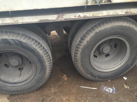 22 หัวล้อหาง 360 แรงปี 2554 รถสวย เล่มพร้อม