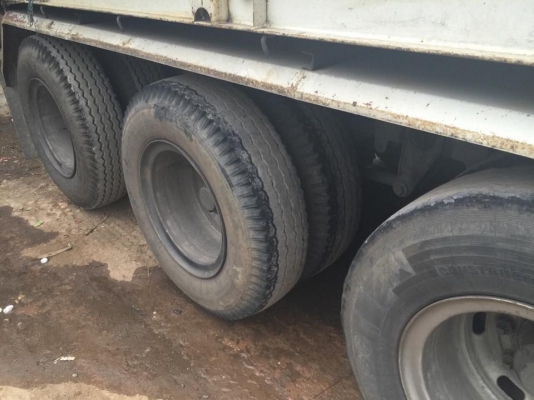 22 หัวล้อหาง 360 แรงปี 2554 รถสวย เล่มพร้อม