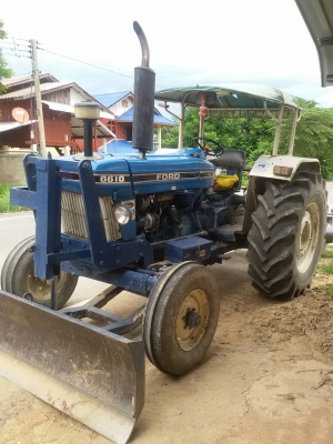 ขาย Ford 6600 เสื้อลาย ราคาถูก