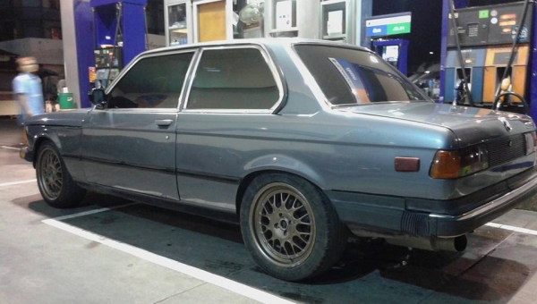 ขายครับ bmw e21 ปี 1982 เครื่อง sr20