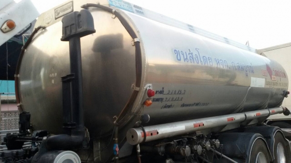 -ขายถังน้ำมันปีเนียม16,000ลิตร.สภาพสวยจัดพร้อมใช้ครับราคา-195,000