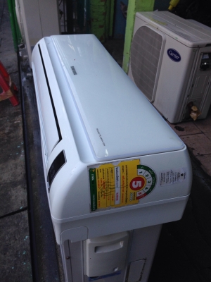**** ขายแอร์ Samsung 9000 BTU สภาพสวย ****