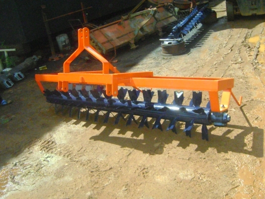 ลูกทุบ รถไถนั้งขับ