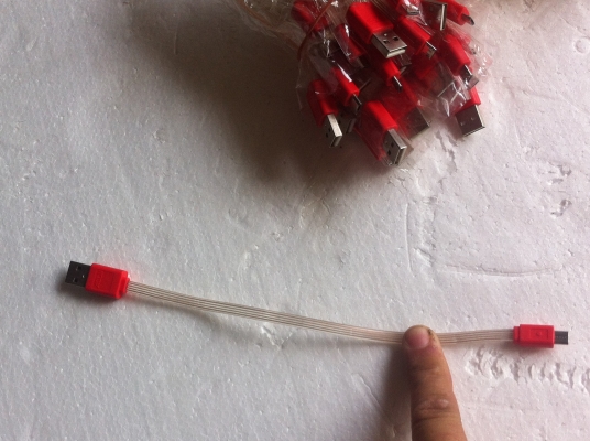 สายลิ้งค์และ ชาร์จได้ของ ASCH มีไฟแสงสีต่างๆสวยๆตามสาย