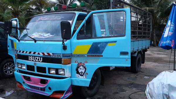 NKR110 ปี 37 ห้างแท้ พวงมาลัยเพาเว่อ NKR110 ปี 37 ห้างแท้ พวงมาลัยเพาเว่อ