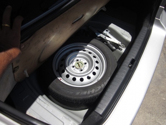 TOYOTA ALTIS ปี2004 1.6E AIRBAG ABS TOYOTA ALTIS ปี2004 1.6E AIRBAG ABS