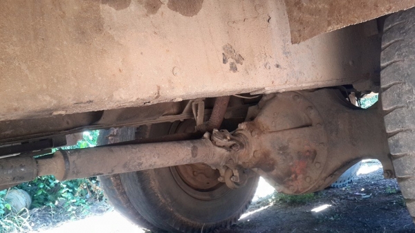 ขาย10ล้อ1เพลา168แรง พร้อมหางกระบอกไฮดรอริกซ์ แชชซีสวยเครื่องดี เอกสารเล่มทะเบียนพร้อมโอน