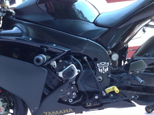 ขาย R1ปี2008 สเปคเมกาทะเบียนแท้โอนขนส่ง รถออกจากศูนย์Yamahaของแต่งเพียบ