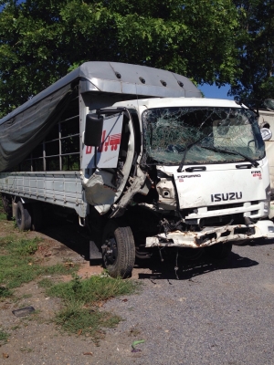 ขายด่วนรถ 6 ล้อ ISUZU 210 ขายด่วนรถ 6 ล้อ ISUZU 210