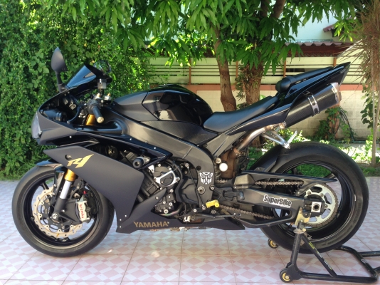 ขาย R1ปี2008 สเปคเมกาทะเบียนแท้โอนขนส่ง รถออกจากศูนย์Yamahaของแต่งเพียบ