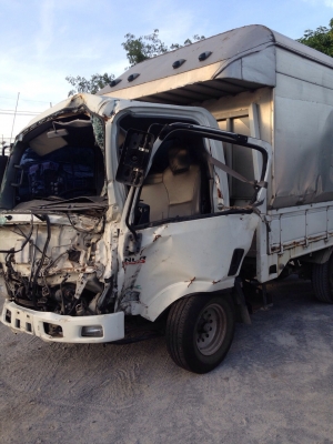 รถบรรทุก 4 ล้อเล็ก ISUZU 130 รถบรรทุก 4 ล้อเล็ก ISUZU 130