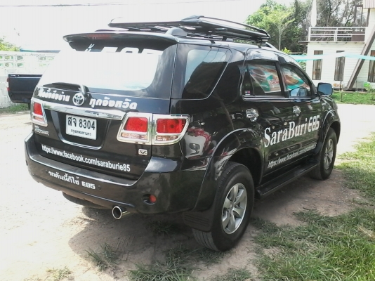 ขายดาวน์ครับ TOYOTA FORJUNER 2.7 ปี 05 สีดา ครับ รถสวยเดิมครับ วิ่ง 2.4 แสน ก.ม