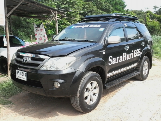 ขายดาวน์ครับ TOYOTA FORJUNER 2.7 ปี 05 สีดา ครับ รถสวยเดิมครับ วิ่ง 2.4 แสน ก.ม