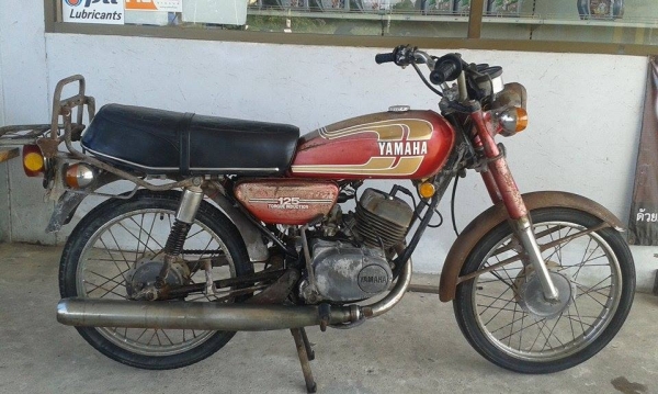 YAMAHA RS125