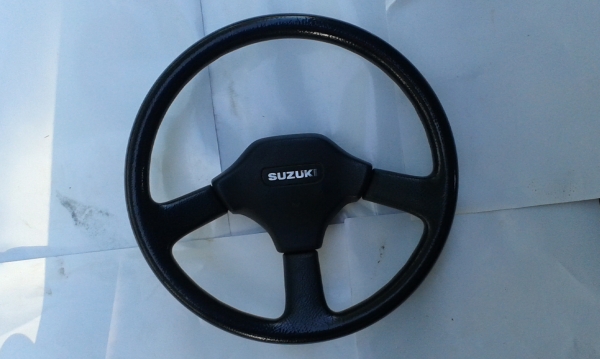 พวงมาลัยซูซูกิ