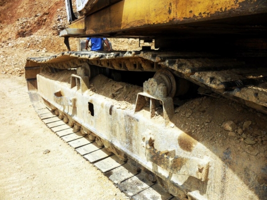 ขายด่วน รถแบ๊คโฮ HYNDAI / PC200 (มีลายหัวเจาะ) ขายด่วน รถแบ๊คโฮ HYNDAI / PC200 (มีลายหัวเจาะ)