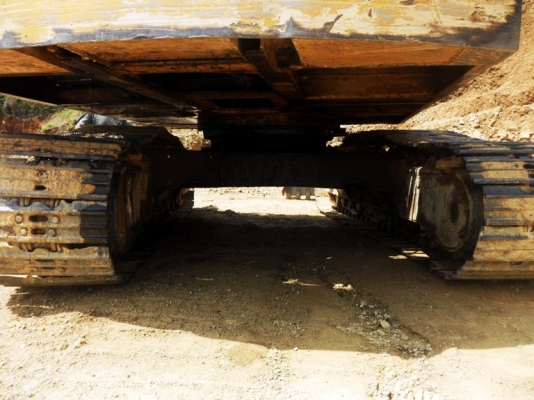 ขายด่วน รถแบ๊คโฮ HYNDAI / PC200 (มีลายหัวเจาะ) ขายด่วน รถแบ๊คโฮ HYNDAI / PC200 (มีลายหัวเจาะ)