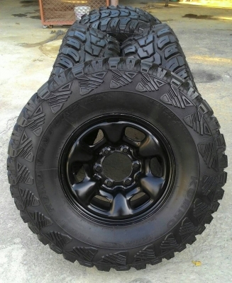 ขาย ยาง Mud 32 R15 พร้อมล้อ