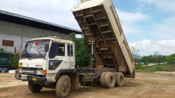 ขายดาวน์ สิบล้อ 3 คัน 1.5 ล้าน