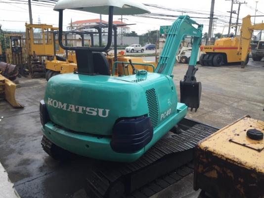 ขายด่วนรถขุดKOMATSU PC40-7 พร้อมใช้งาน