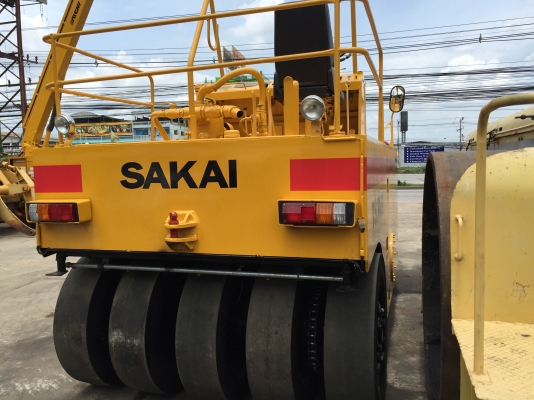 ขายด่วนรถบดล้อยาง9ล้อSAKAI TS7409 พร้อมใช้งาน เล่มทะเบียน