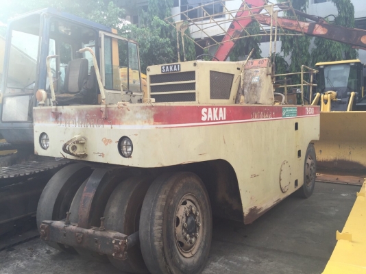 ขายด่วนรถบดล้อยาง9ล้อSAKAI TS7409 พร้อมใช้งาน เล่มทะเบียน