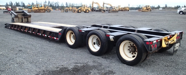 หางเทรลเลอร์ 2002 LOAD KING 553SS 55 Ton Tri/A Low boy สภาพดีพร้อมใช้งาน เอกสารพร้อม เครื่องจักรนำเข้าจากต่างประเทศ สนใจติดต่อ 081-981-9339 (คุณบุ๋ม)