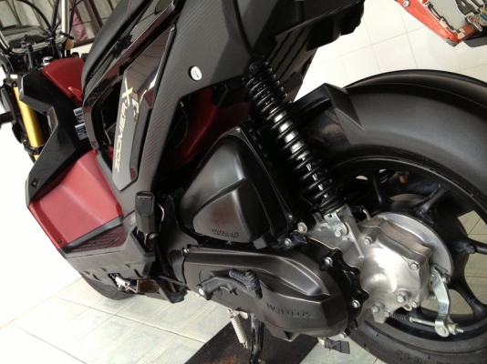 Zoomer-x ตัวTOP วิ่ง5000 ปี57 (ของแถม 4 รายการ)