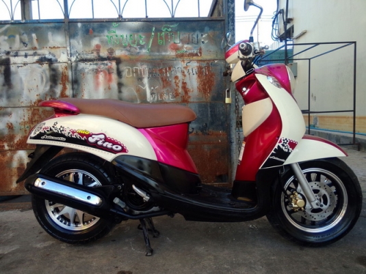 YAMAHA Fino ล้อโตแนวVIP MAXขอบ12 เท่ไม่เหมือนใคร สวยๆครับ