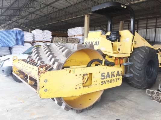 รถบด 2007 SAKAI SV505 Vibratory Padfoot Compactor สภาพดีพร้อมใช้งาน เอกสารพร้อม เครื่องจักรนำเข้าจากต่างประเทศ สนใจติดต่อ 081-981-9339 (คุณบุ๋ม)