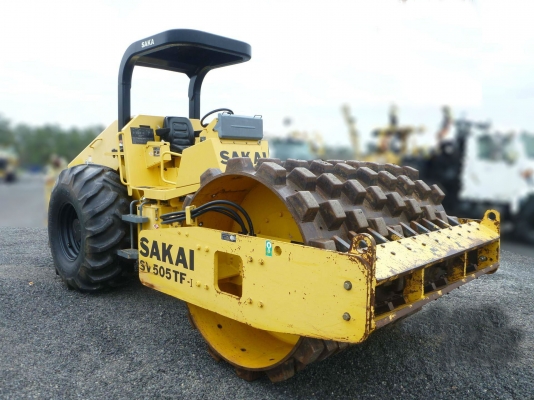 รถบด 2007 SAKAI SV505 Vibratory Padfoot Compactor สภาพดีพร้อมใช้งาน เอกสารพร้อม เครื่องจักรนำเข้าจากต่างประเทศ สนใจติดต่อ 081-981-9339 (คุณบุ๋ม)