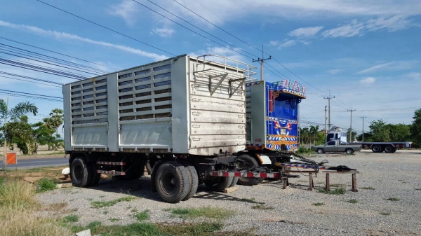 ขาย ลูกพ่วงสองเพลาสามมิตรไม่ดั้ม