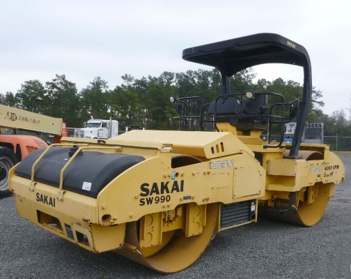 รถบด 2008 SAKAI SW990 Tandem Vibratory Roller สภาพดีพร้อมใช้งาน เอกสารพร้อม เครื่องจักรนำเข้าจากต่างประเทศ สนใจติดต่อ 081-981-9339 (คุณบุ๋ม)