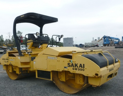 รถบด 2008 SAKAI SW990 Tandem Vibratory Roller สภาพดีพร้อมใช้งาน เอกสารพร้อม เครื่องจักรนำเข้าจากต่างประเทศ สนใจติดต่อ 081-981-9339 (คุณบุ๋ม)