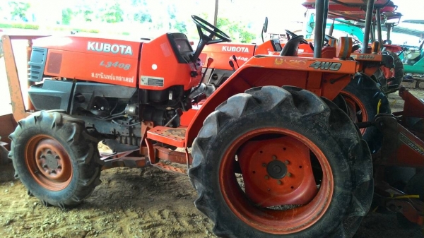 ขายรถไถ KUBOTA L3408 พร้อมดันหน้า+ผาน6 ตราช้าง ราคา 205,000 อ.แกลง จ.ระยอง สอบถาม 0818618678 id line =carbonthai