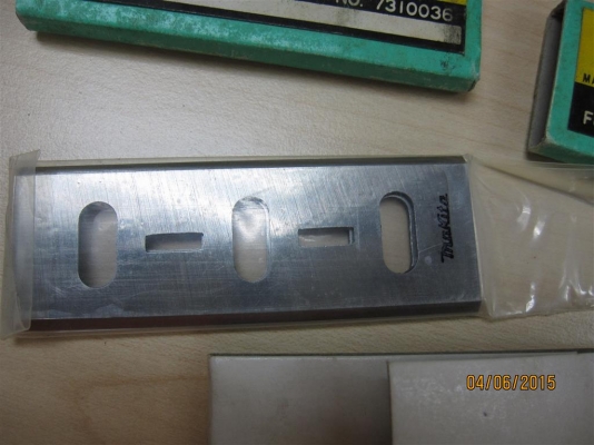 ใบกบไฟฟ้า MAKITA รุ่น 1600 MADE IN JAPAN (เหลือ 2 ชุด)